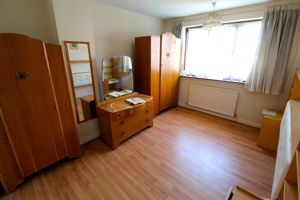 Bedroom- click for photo gallery